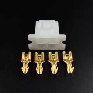 Conector 4 Vias Macho + Terminales 1/4