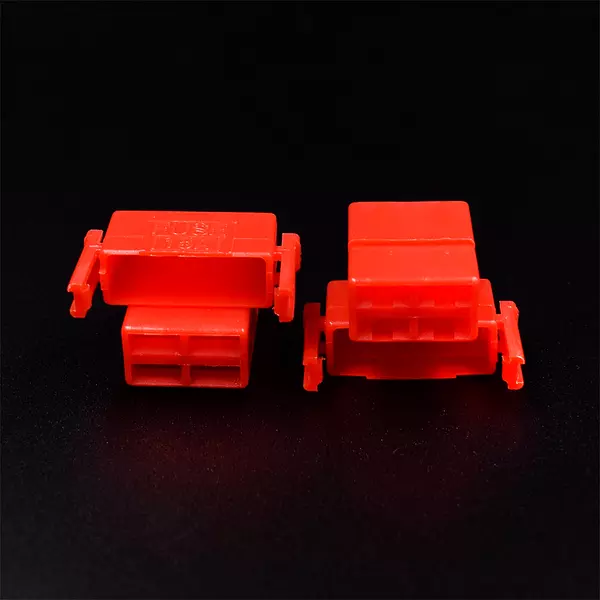 Conector Porta Fusibles Rojo 4 Pines 1/4 Pin Macho